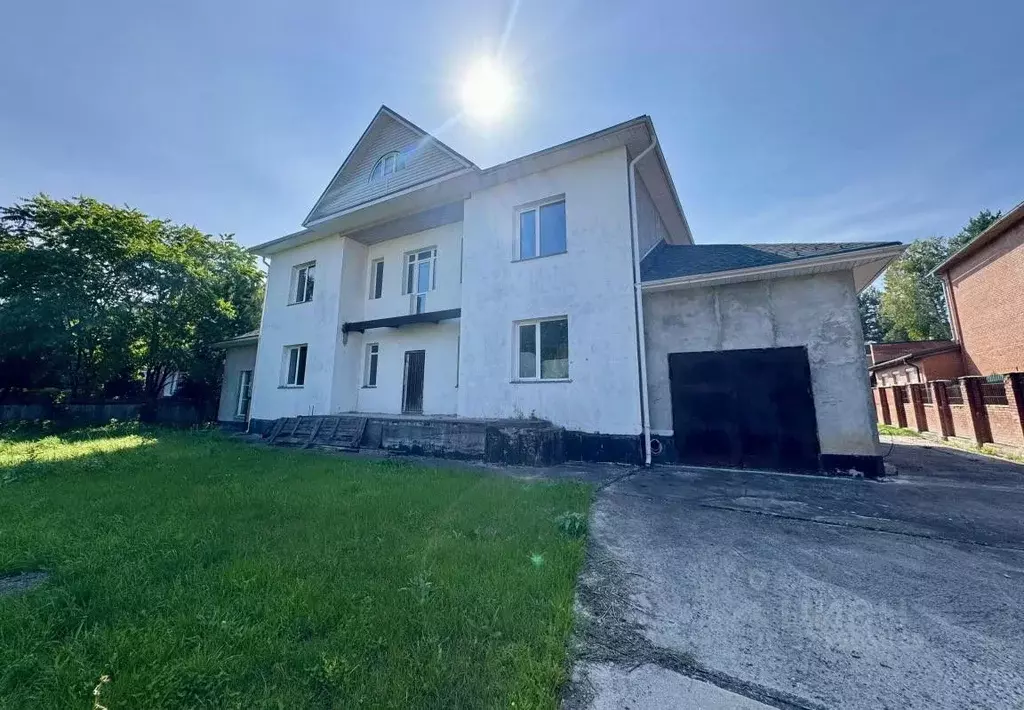 Дом в Новосибирская область, Бердск ул. Виноградная (700 м) - Фото 1