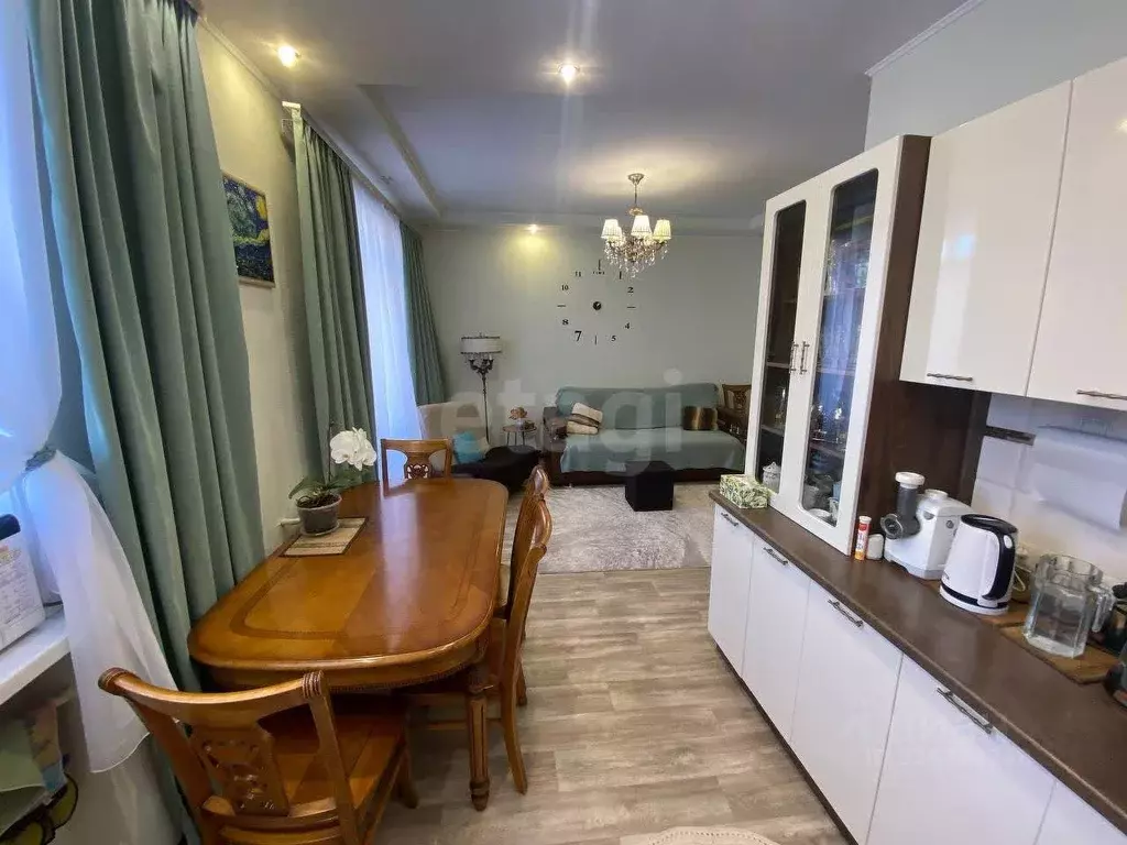 2-к кв. Иркутская область, Ангарск 55-й кв-л, 28 (48.6 м) - Фото 0