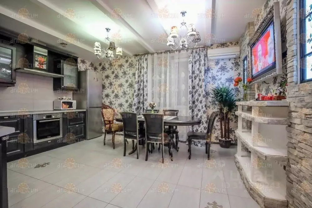 3-к кв. Ставропольский край, Ставрополь ул. Льва Толстого, 6 (101.2 м) - Фото 2