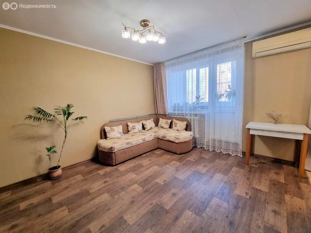 3-комнатная квартира: Волжский, улица Машиностроителей, 3 (58.5 м) - Фото 1
