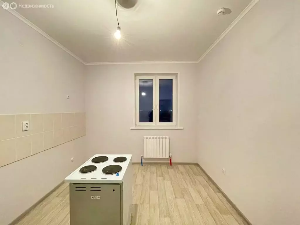 3-комнатная квартира: Новый Уренгой, район Южная Жилая Часть, ... - Фото 2