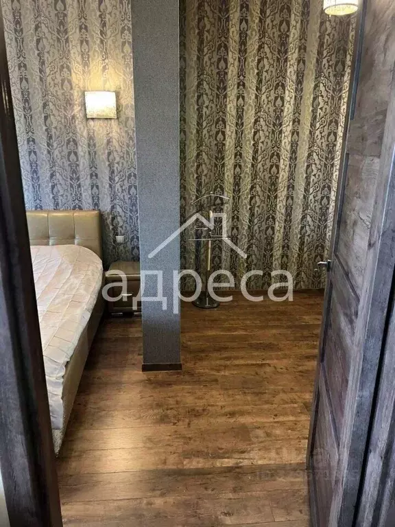 3-к кв. Самарская область, Самара Ново-Садовая ул., 4 (68.9 м) - Фото 1