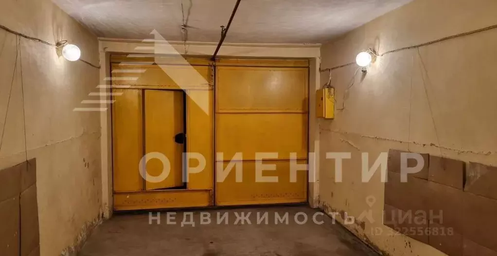 Гараж в Свердловская область, Екатеринбург ул. Маршала Жукова, 10 (21 ... - Фото 2