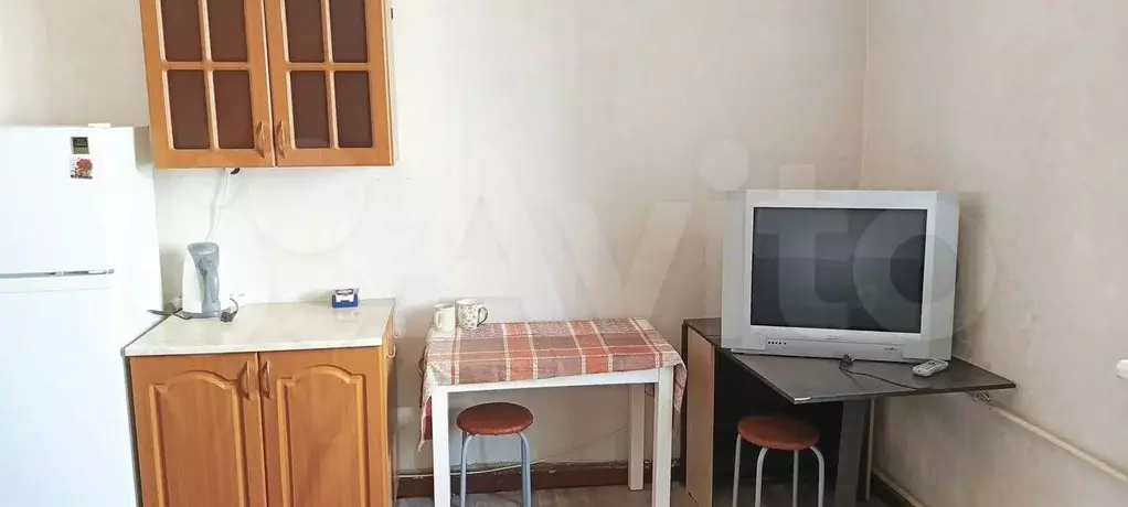 Комната 15 м в 3-к., 2/4 эт. - Фото 1