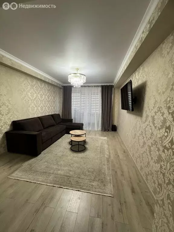 2-комнатная квартира: Дербент, улица Гейдара Алиева, 10В (75 м) - Фото 1