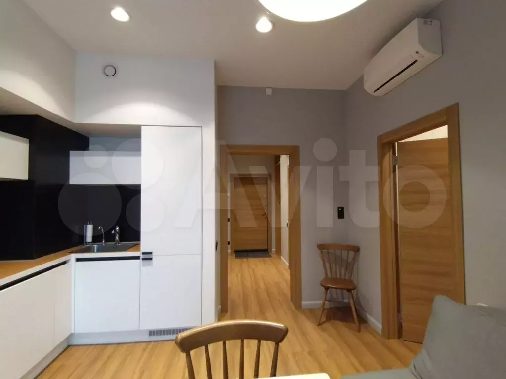 1-к. квартира, 50 м, 3/10 эт. - Фото 1