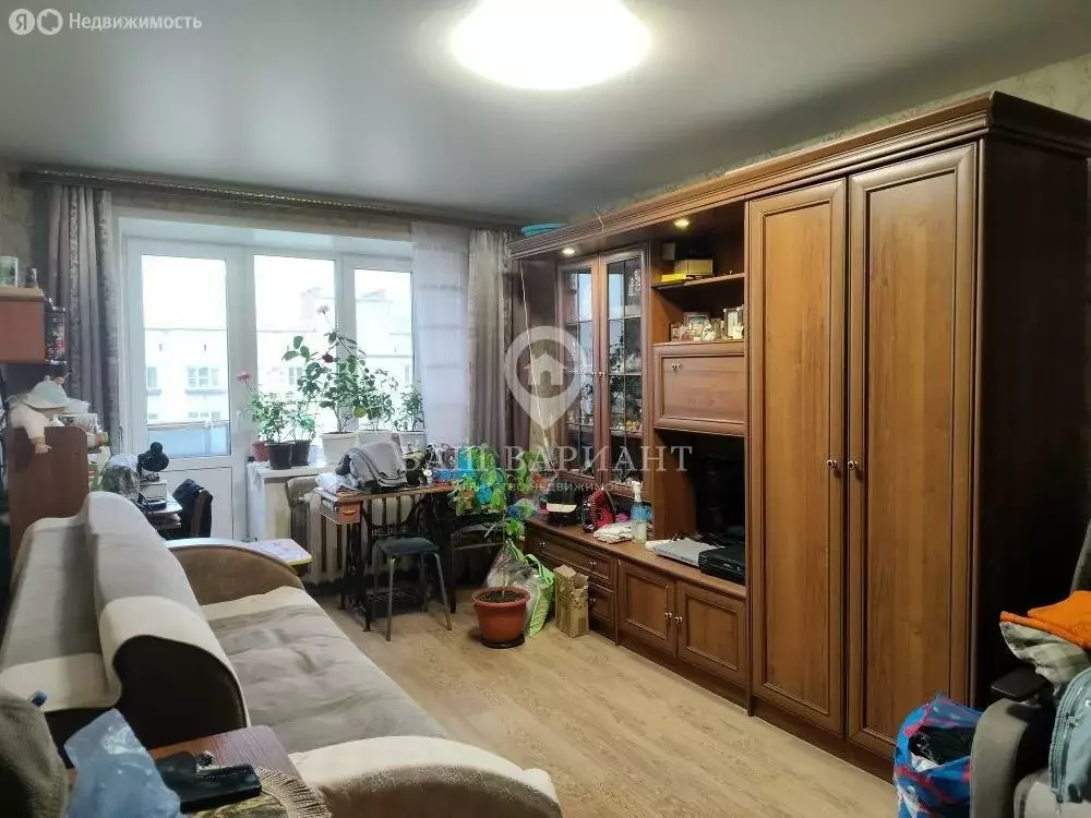 1-комнатная квартира: Рыбинск, улица Свободы, 33 (29.9 м) - Фото 0