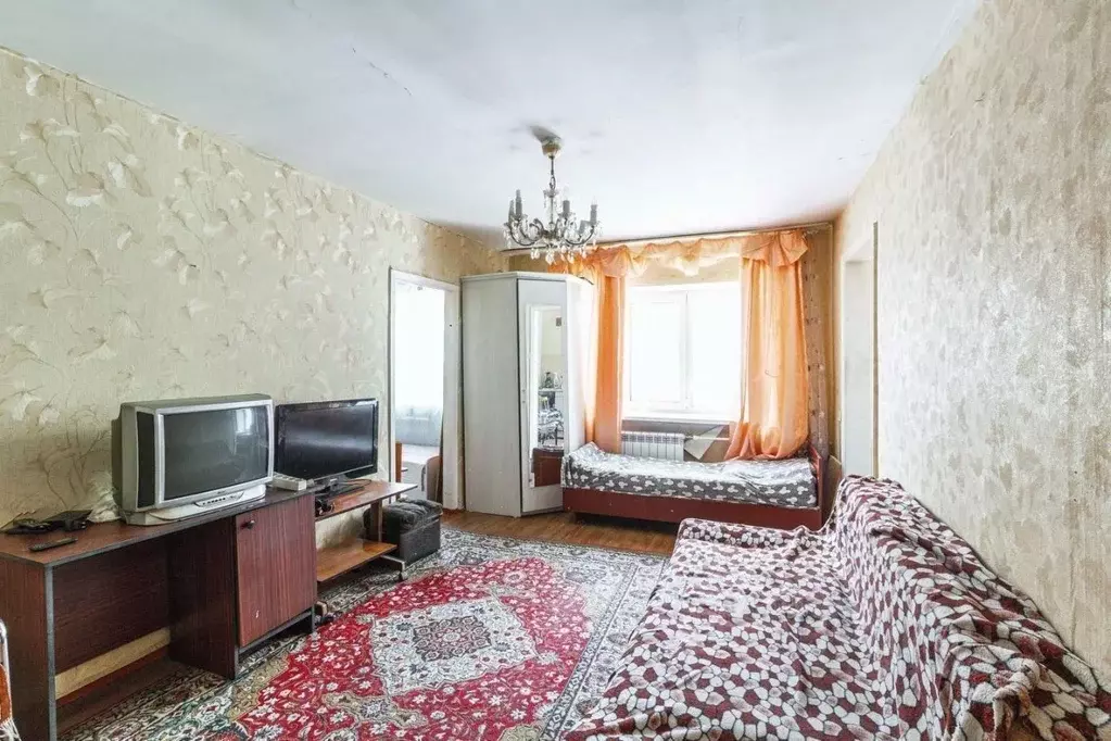 3-к кв. Омская область, Омск Городок Нефтяников мкр, ул. 6-й Кирпичный ... - Фото 1