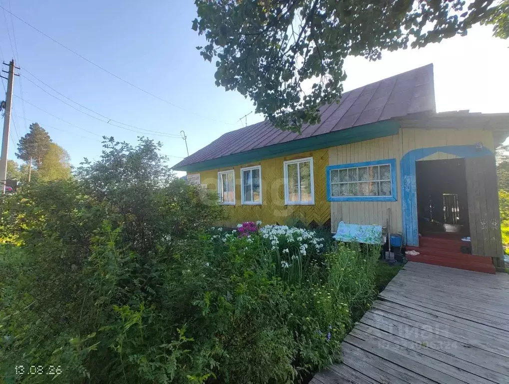 Дом в Алтай, Турочакский район, с. Кебезень Центральная ул., 45 (61 м) - Фото 1