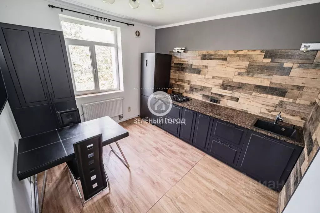 1-к кв. Калининградская область, пос. Приморье ул. Артиллерийская, 10 ... - Фото 1