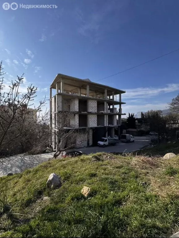 1-комнатная квартира: Алупка, улица Ленина, 66 (19 м) - Фото 2