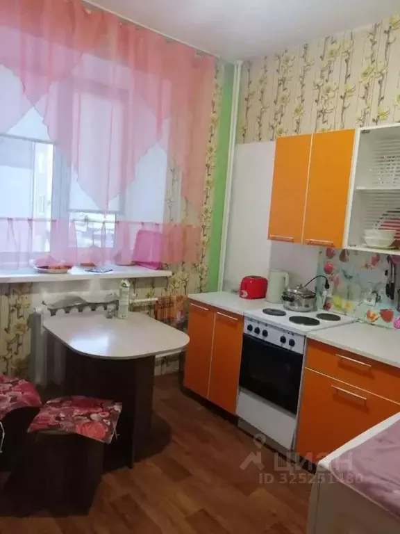 1-к кв. Томская область, с. Первомайское ул. Ленинская, 73 (37.0 м) - Фото 1