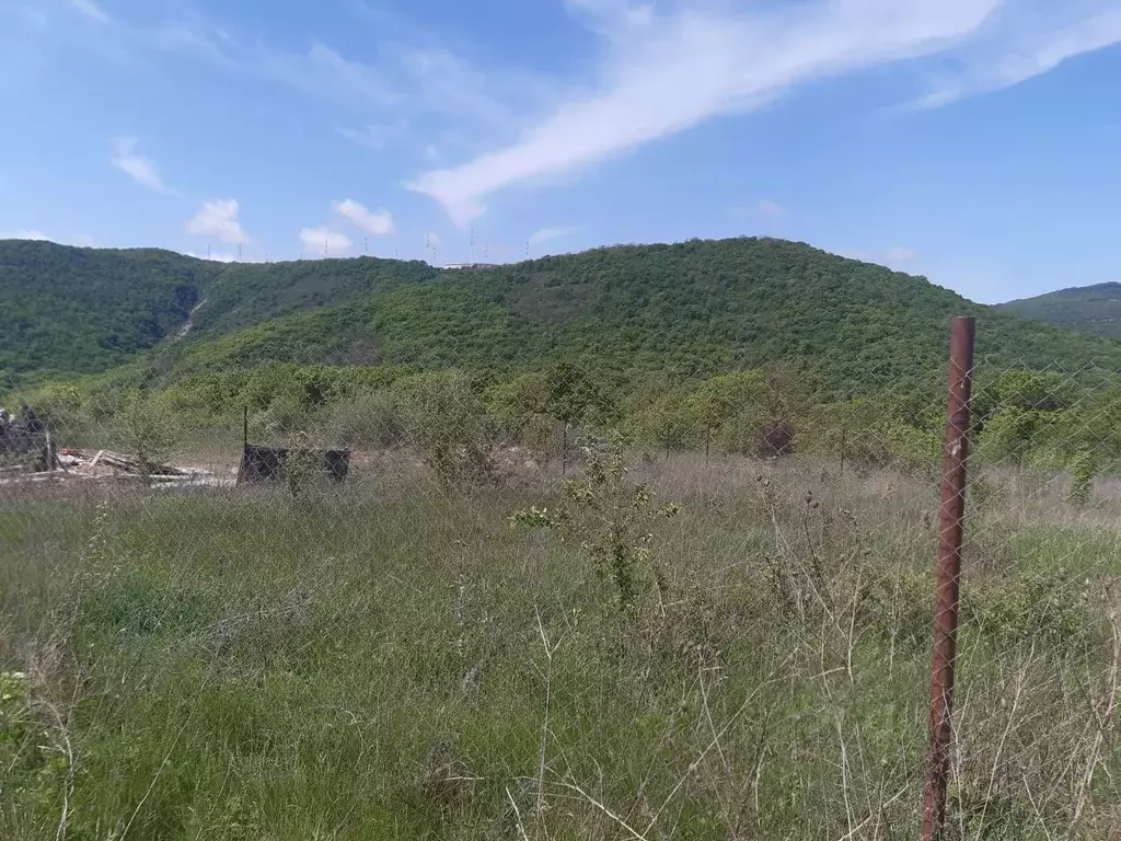 Участок в Краснодарский край, Новороссийск  (5.63 сот.) - Фото 1