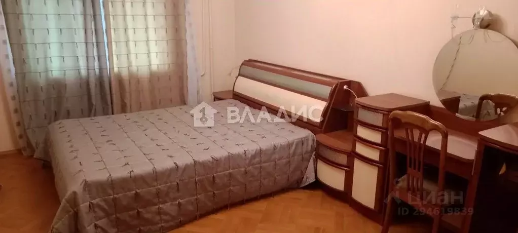 3-к кв. Белгородская область, Белгород Народный бул., 32 (90.4 м) - Фото 0