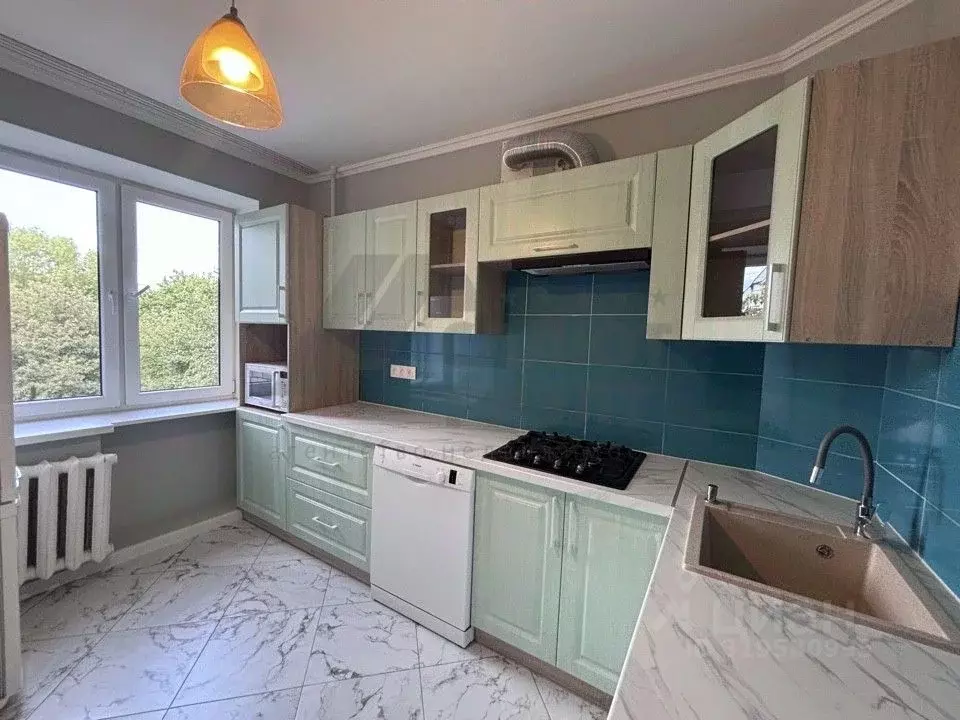 3-к кв. Калининградская область, Калининград ул. Куйбышева, 125 (60.6 ... - Фото 1