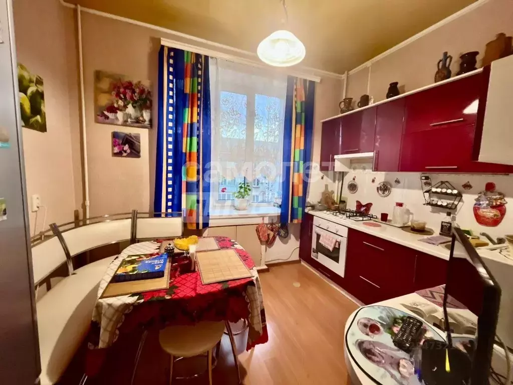 3-к кв. Свердловская область, Серов ул. Льва Толстого, 23 (73.4 м) - Фото 1