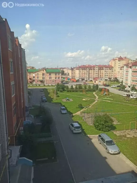 2-комнатная квартира: Медведево, посёлок городского типа Медведево, ... - Фото 0