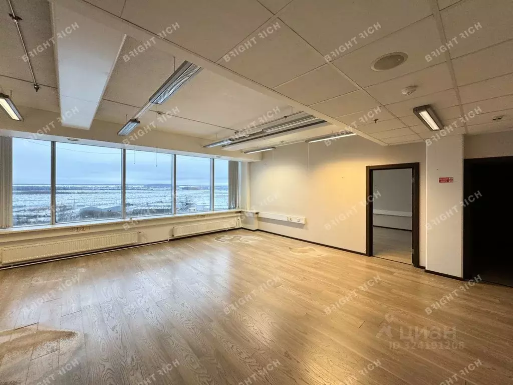 Офис в Санкт-Петербург Внуковская ул., 2 (1081 м) - Фото 1