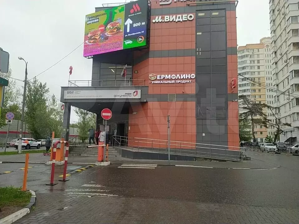 Сдам помещение свободного назначения, 50 м В ТЦ - Фото 0