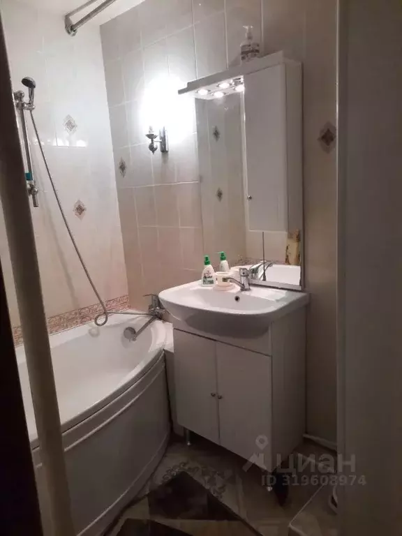 3-к кв. Краснодарский край, Новороссийск ул. Куникова, 9 (65.0 м) - Фото 1