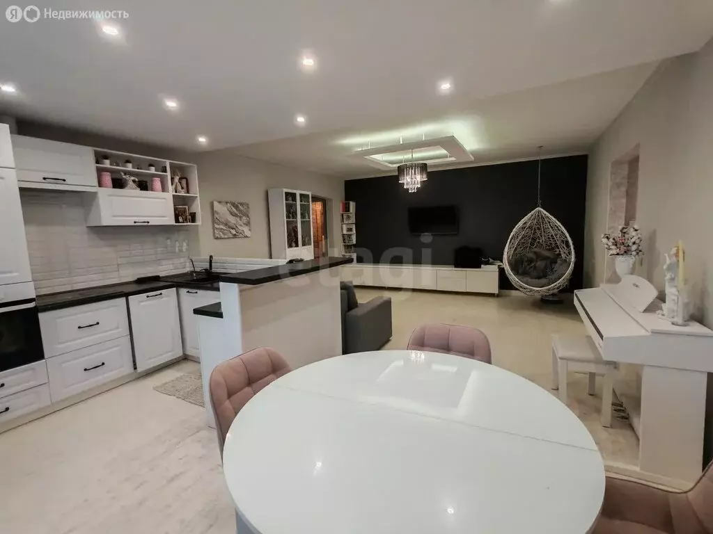 3-комнатная квартира: Челябинск, улица Калинина, 11Г (100.2 м) - Фото 1