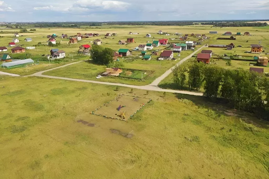 Участок в Новосибирская область, Новосибирский район, Толмачевский ... - Фото 0