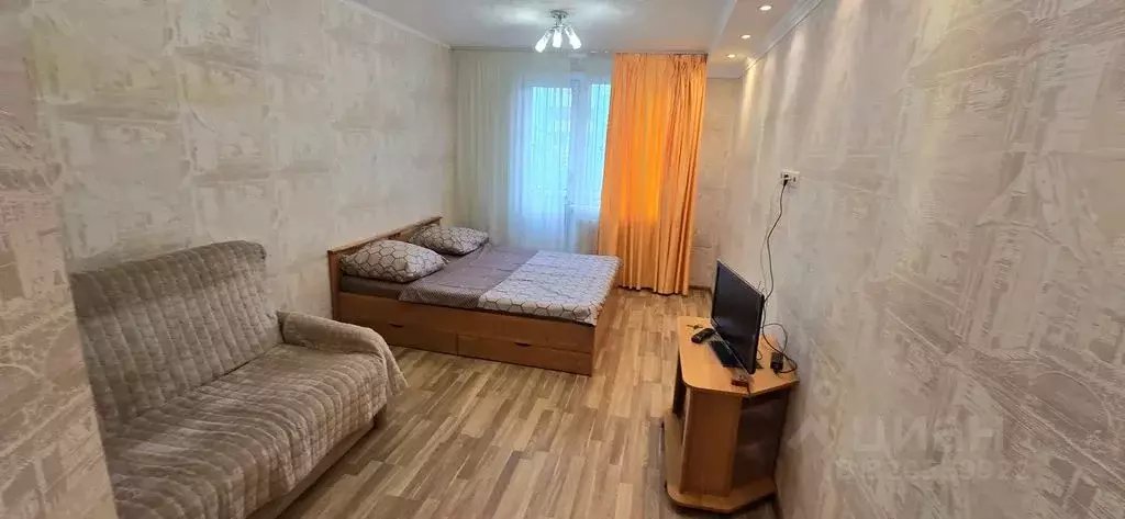 2-к кв. Московская область, Клин Клинская ул., 4к4 (50.0 м) - Фото 0