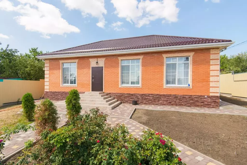 Дом в Ростовская область, Ростов-на-Дону 1-й Берестяной пер., 15 (140 ... - Фото 1