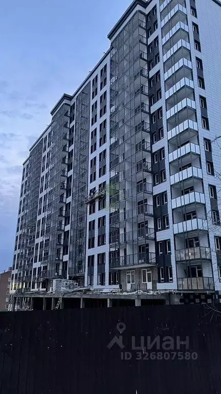 2-к кв. Бурятия, Улан-Удэ ул. Цивилева, 36 (69.9 м) - Фото 1