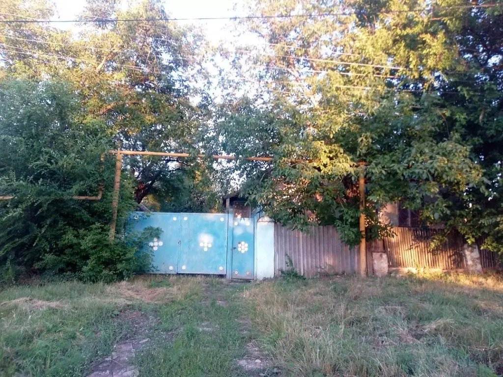 Дом в Ставропольский край, Изобильненский муниципальный округ, с. ... - Фото 1