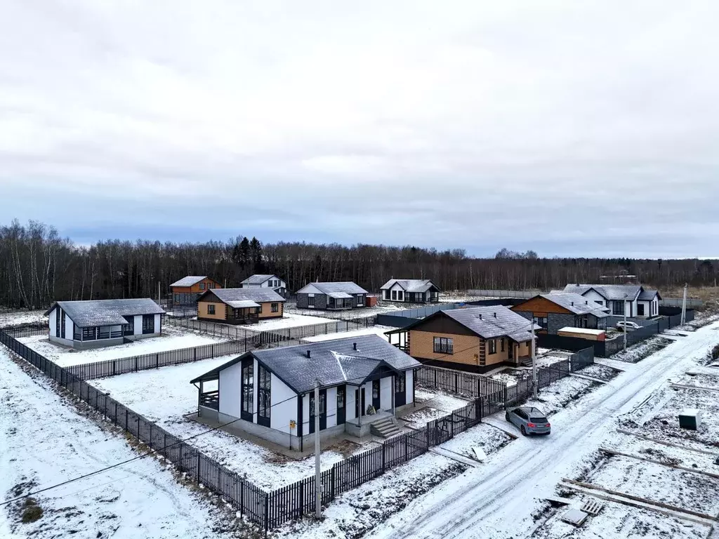 Дом в Калужская область, Жуковский муниципальный округ, Корсаково ... - Фото 1