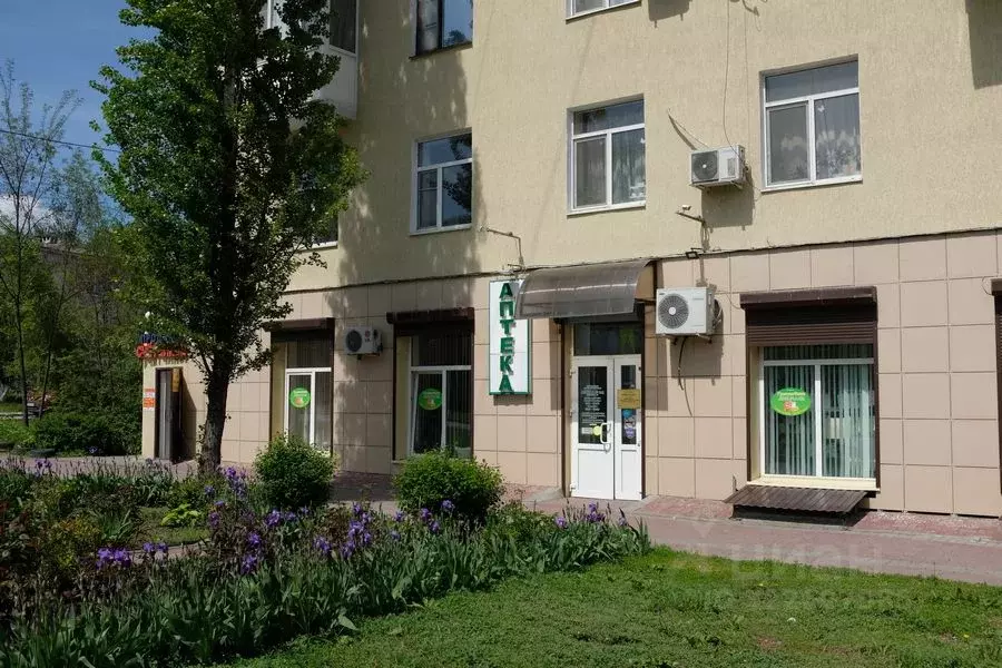 Помещение свободного назначения в Ростовская область, Шахты Садовая ... - Фото 0