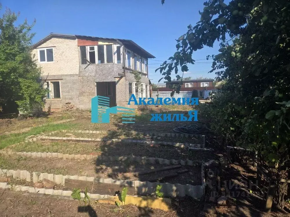 Дом в Саратовская область, Балаковский район, Натальинское ... - Фото 1