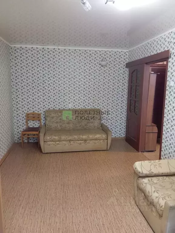 1-к кв. Курганская область, Курган Заозерный жилрайон, 3-й мкр, 13 ... - Фото 2