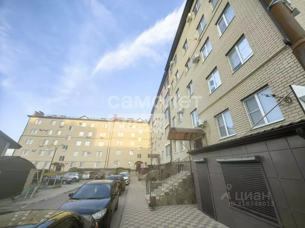 1-к кв. Калмыкия, Элиста ул. В.И. Ленина, 266А (40.0 м) - Фото 0