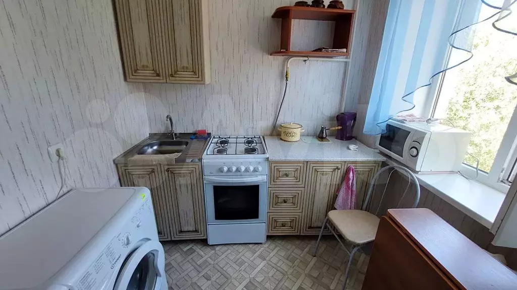 5-к. квартира, 45 м, 4/5 эт. - Фото 0