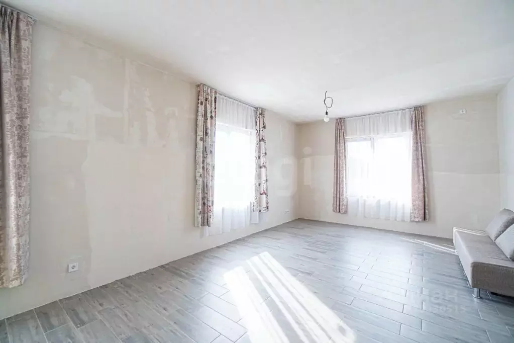 Дом в Севастополь ул. Артиллеристов, 93 (288 м) - Фото 1