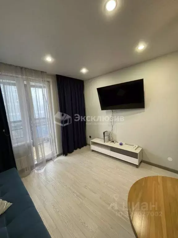 1-к кв. Тюменская область, Тюмень Профсоюзная ул., 63 (44.9 м) - Фото 1