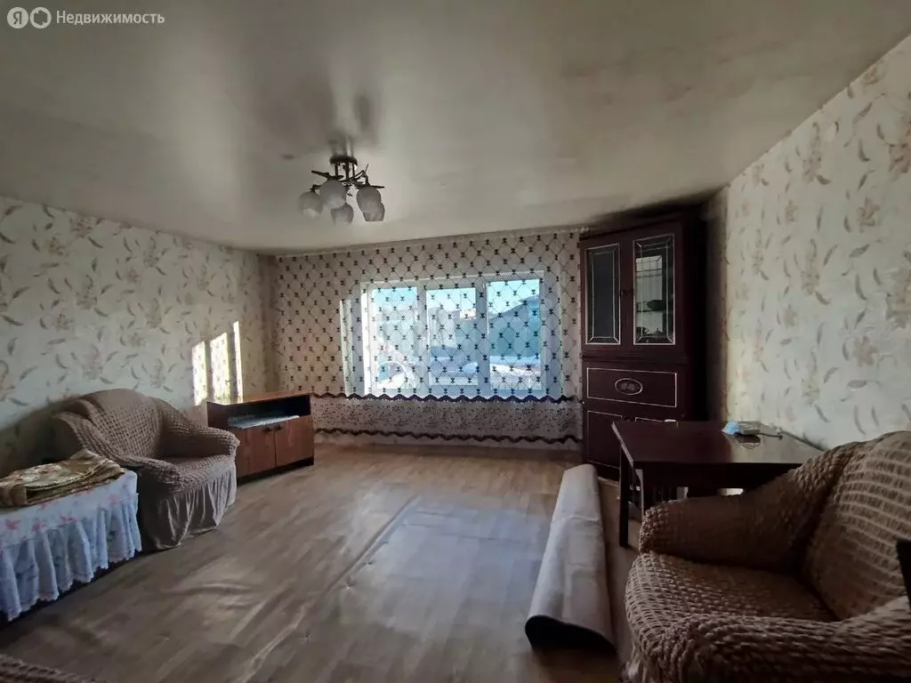 Дом в село Уйское, улица Ленина (44.8 м) - Фото 1