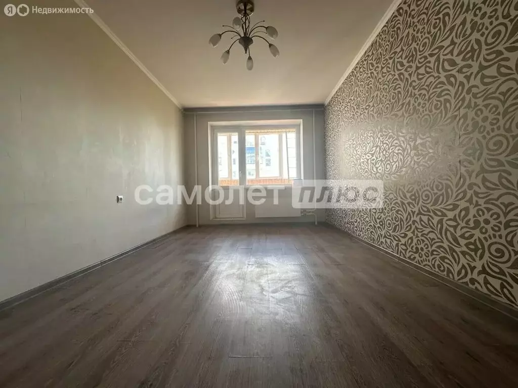 1-комнатная квартира: Белгород, улица Шаландина, 4к3 (33.5 м) - Фото 1