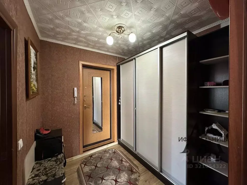 2-к кв. Свердловская область, Полевской 2-й мкр, 2 (50.0 м) - Фото 1
