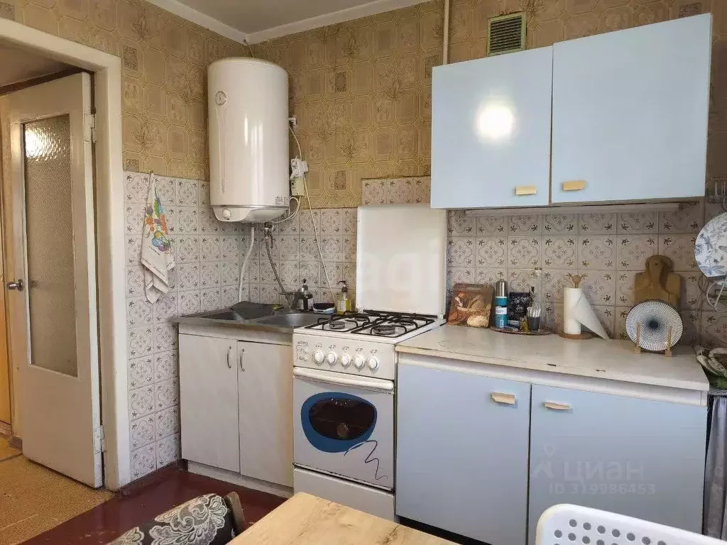 3-к кв. Севастополь ул. Хрусталева, 123 (70.2 м) - Фото 0
