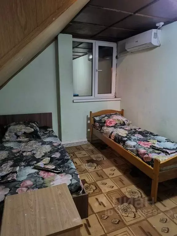 Комната Краснодарский край, Сочи Лазаревское жилрайон, ул. Суворова, 8 - Фото 0