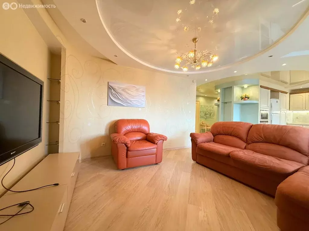 3-комнатная квартира: Нижний Новгород, Деловая улица, 22к2 (101 м) - Фото 1