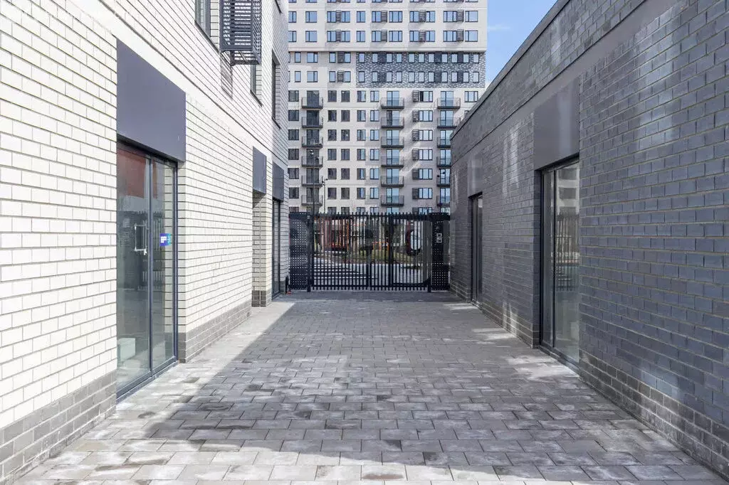 Квартира-студия: Тюмень, Интернациональная улица, 199к9 (33.2 м) - Фото 2