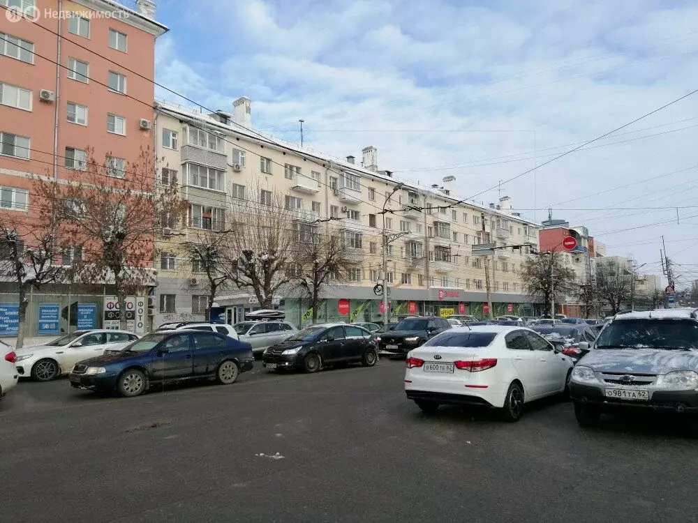 Торговая площадь (660 м) - Фото 1