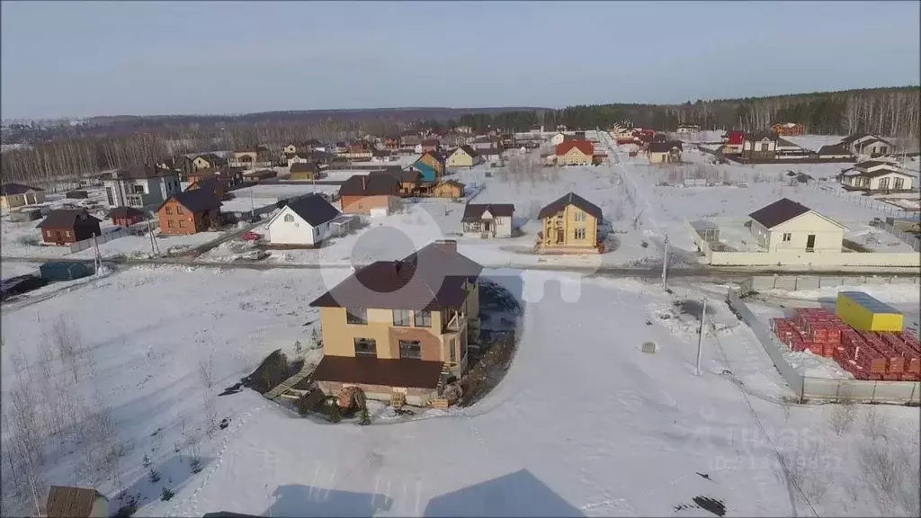 Участок в Татарстан, Лаишевский район, Егорьевское с/пос, д. Зимняя ... - Фото 0