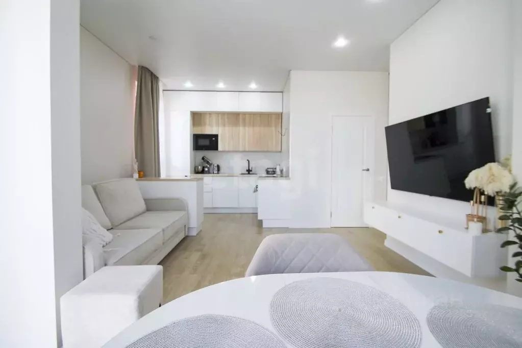 1-к кв. Свердловская область, Екатеринбург ул. Амундсена, 7 (40.7 м) - Фото 2