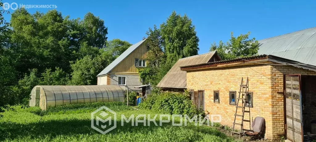 Дом в село Бессоновка, Светлая улица (190.8 м) - Фото 1