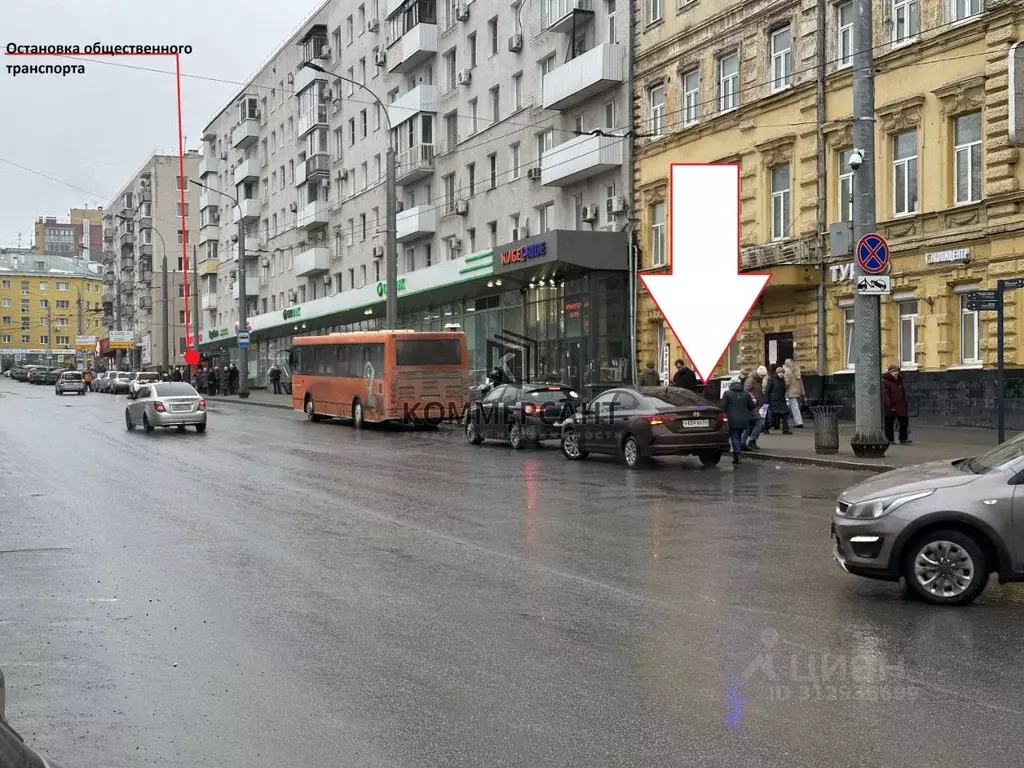 Торговая площадь в Нижегородская область, Нижний Новгород пл. Максима ... - Фото 1